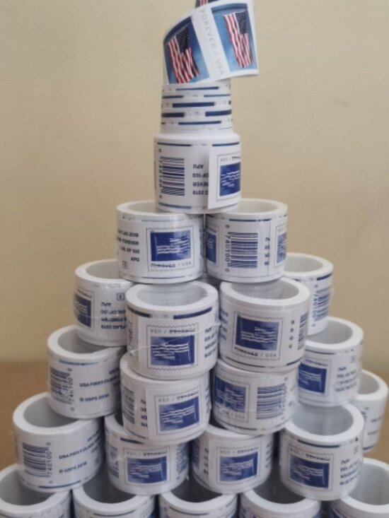 1000 usps forever stamps of 2019 Mail U.S.A. Flag Postage - Picture 1 of 1